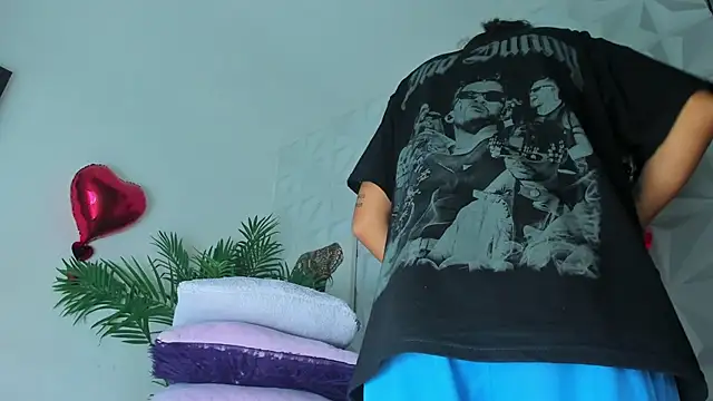 Hellen Sky online show from 30, 3, 2026