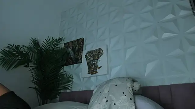 Snapshot of Hellen_Sky chatting on 19, 6, 2026 Hellen Sky online show from 19, 6, 2026