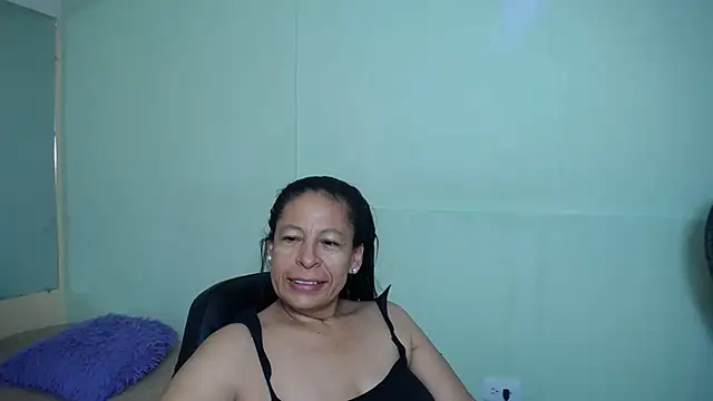 mature martina online show from 26, 2, 2025