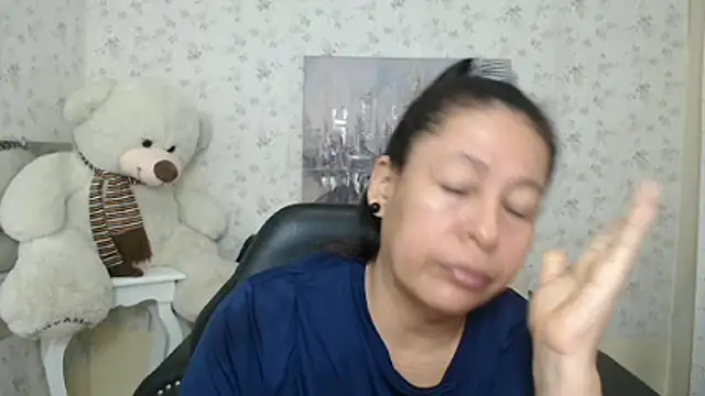 mature martina online show from 16, 5, 2026