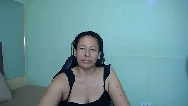 mature martina online show from 26, 2, 2025