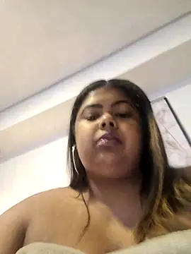 Snapshot of biancabombombbw chatting on 13, 2, 2025 biancabombombbw online show from 13, 2, 2025