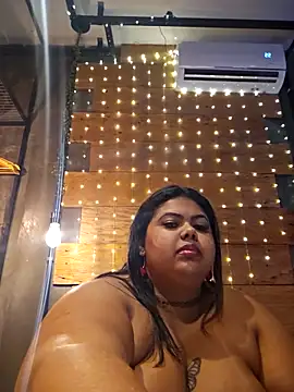 Snapshot of biancabombombbw chatting on 8, 11, 2025 biancabombombbw online show from 8, 11, 2025