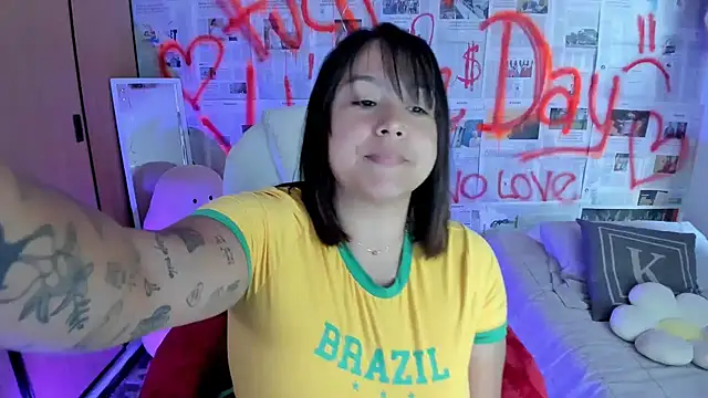 bigbooty-30 online show from 17, 2, 2025