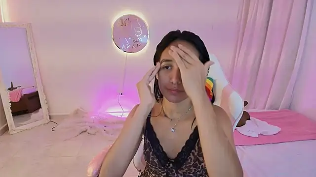 Nanami 19 online show from 18, 6, 2026