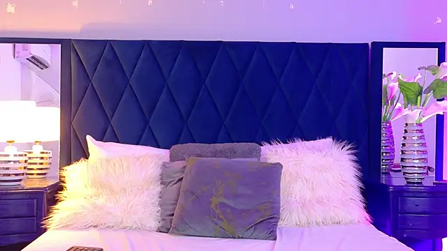 Margaret Saunders online show from 15, 4, 2026