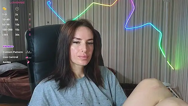 xx adrihanna xx online show from 9, 7, 2026