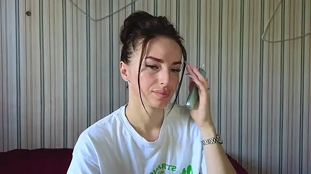 xx adrihanna xx online show from 30, 6, 2026