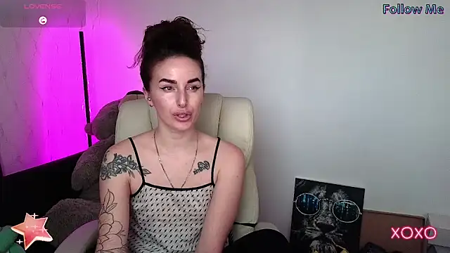 xx adrihanna xx online show from 5, 2, 2025
