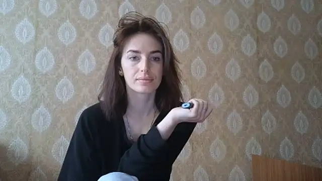 xx adrihanna xx online show from 18, 2, 2026