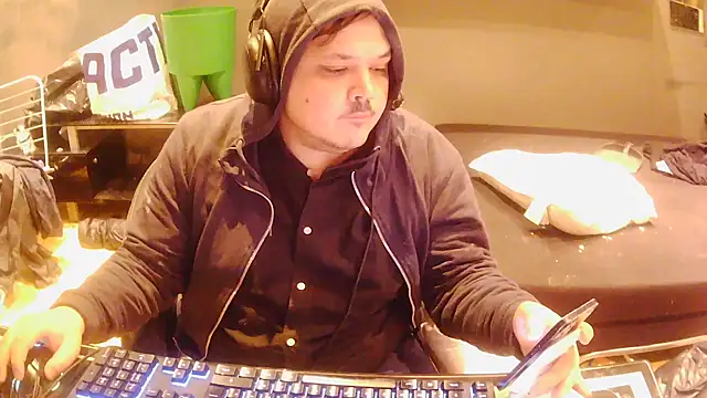 Bebemickey75 online show from 23, 11, 2025