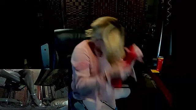 CharlotteAshton online show from 25, 6, 2026
