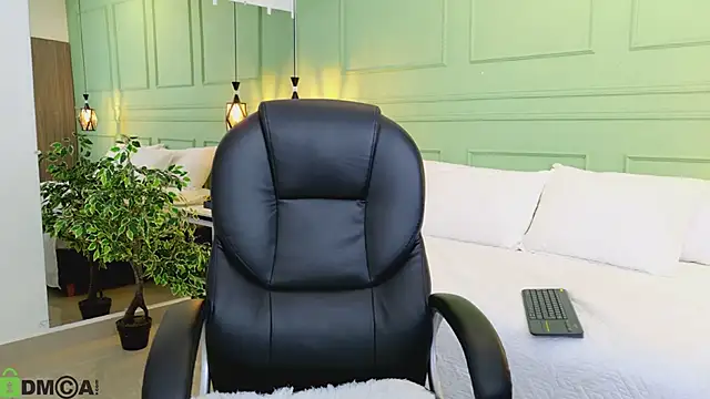 kataliina   online show from 11, 3, 2026