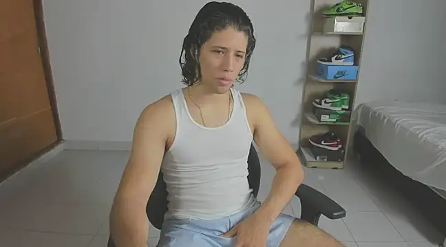 imtonny19 online show from 8, 3, 2025