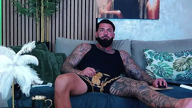 Snapshot of masterkingofmusclee chatting on 20, 7, 2026 masterkingofmusclee online show from 20, 7, 2026