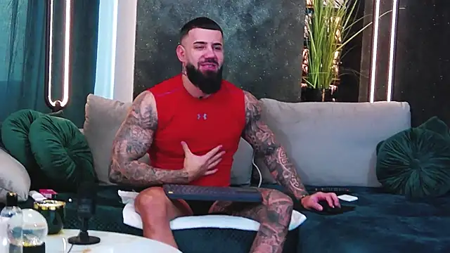 masterkingofmusclee online show from 30, 1, 2025