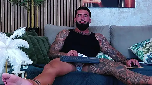 Snapshot of masterkingofmusclee chatting on 21, 7, 2026 masterkingofmusclee online show from 21, 7, 2026