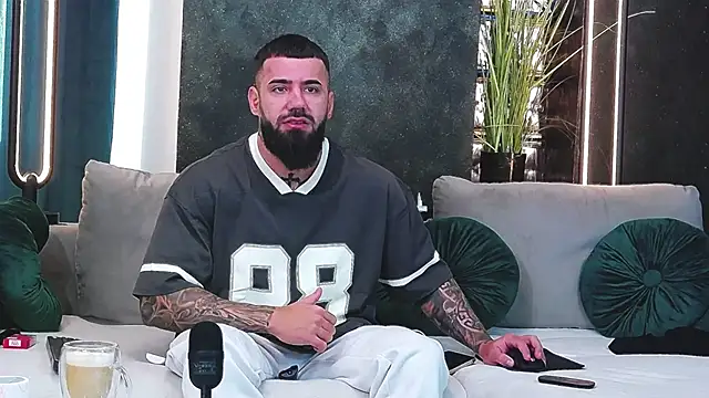 masterkingofmusclee online show from 18, 1, 2025