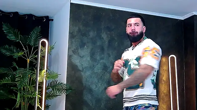 masterkingofmusclee online show from 11, 11, 2025