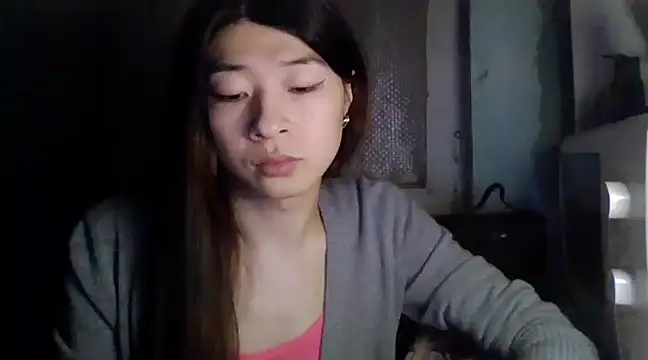 CarlyJoy online show from 5, 3, 2025