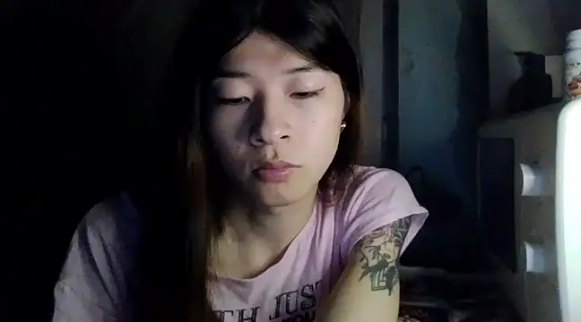CarlyJoy online show from 13, 3, 2025