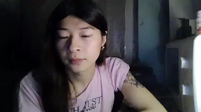 CarlyJoy online show from 13, 3, 2025