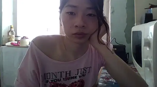 CarlyJoy online show from 21, 3, 2025