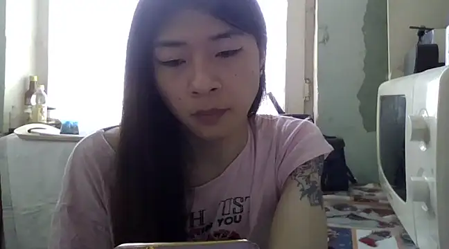CarlyJoy online show from 14, 3, 2025