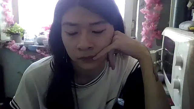 Snapshot of CarlyJoy chatting on 7, 10, 2025 CarlyJoy online show from 7, 10, 2025