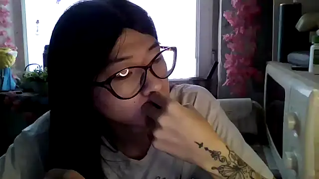 CarlyJoy online show from 19, 3, 2026