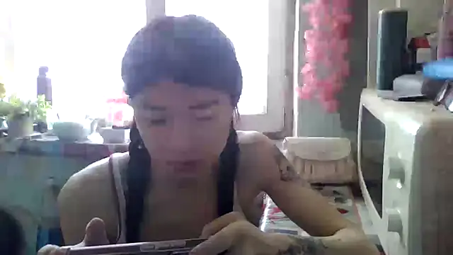 Snapshot of CarlyJoy chatting on 2, 5, 2026 CarlyJoy online show from 2, 5, 2026