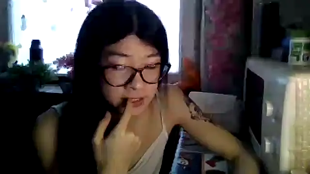 CarlyJoy online show from 9, 3, 2026