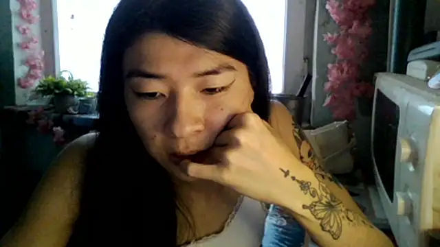 CarlyJoy online show from 13, 1, 2026