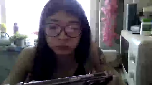 CarlyJoy online show from 26, 3, 2026