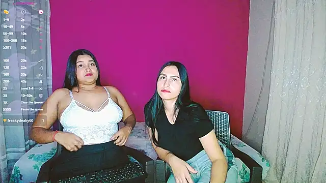 Snapshot of violeta_rous chatting on 10, 2, 2025 violeta rous online show from 10, 2, 2025