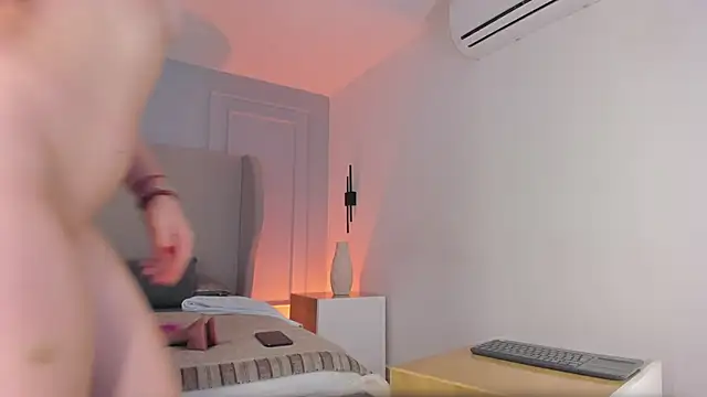 chloe d online show from 8, 3, 2026