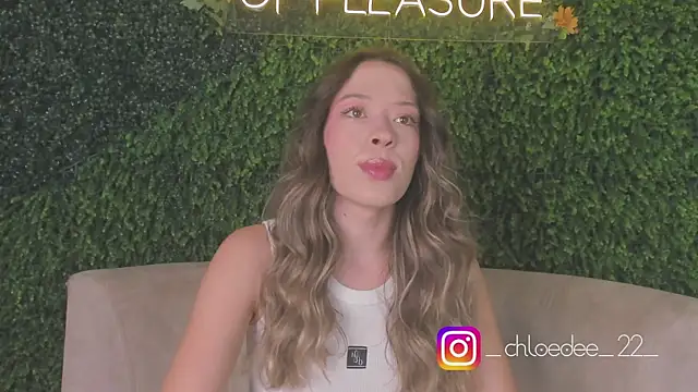 chloe d online show from 17, 10, 2025