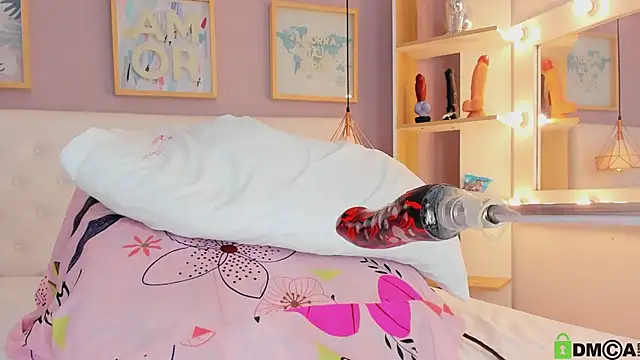 julyanna  online show from 20, 11, 2025