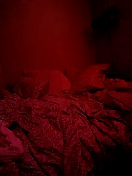 Snapshot of deepstroker42071 chatting on 20, 12, 2025 deepstroker42071 online show from 20, 12, 2025