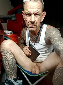 Snapshot of deepstroker42071 chatting on 11, 10, 2025 deepstroker42071 online show from 11, 10, 2025