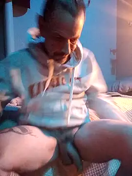 Snapshot of deepstroker42071 chatting on 28, 11, 2025 deepstroker42071 online show from 28, 11, 2025