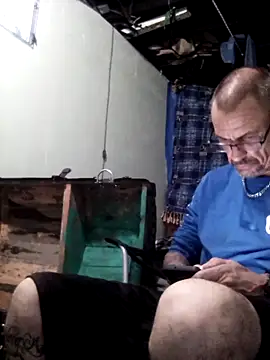 deepstroker42071 online show from 5, 10, 2025