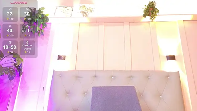 sofiaa ebony online show from 6, 11, 2025