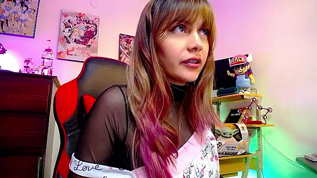 Snapshot of Pretty-10Woman chatting on 8, 12, 2024 Pretty-10Woman online show from 8, 12, 2024