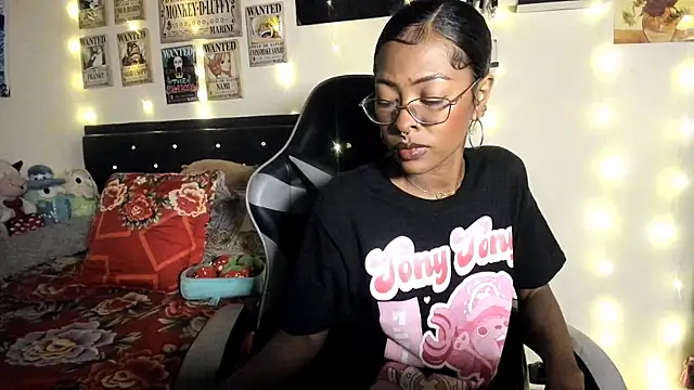 Cristal Jonasxh online show from 6, 11, 2025