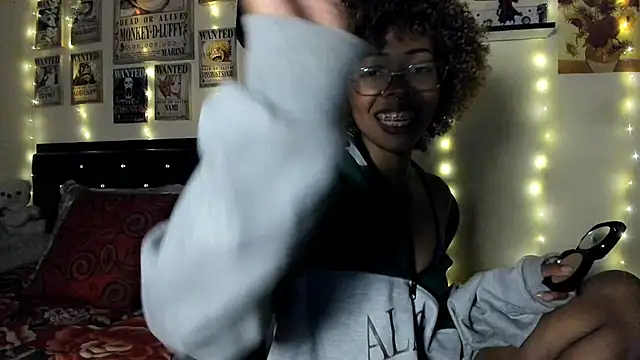 Cristal Jonasxh online show from 29, 9, 2025