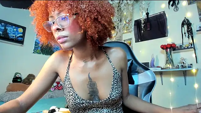 Snapshot of Cristal_Jonas@xh chatting on 3, 6, 2026 Cristal Jonasxh online show from 3, 6, 2026