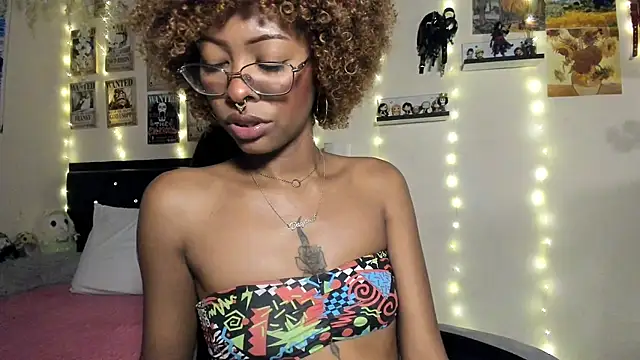 Cristal Jonasxh online show from 14, 9, 2025