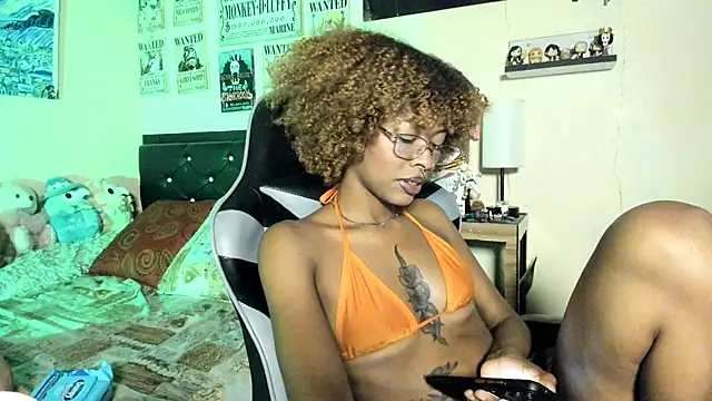 Cristal Jonasxh online show from 24, 9, 2025