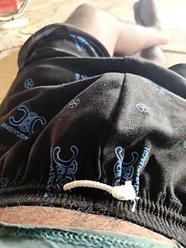 SILENT FUCKER 01 online show from 8, 3, 2026